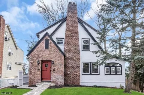 4 Pen Bryn Rd, West Orange, NJ 07052
