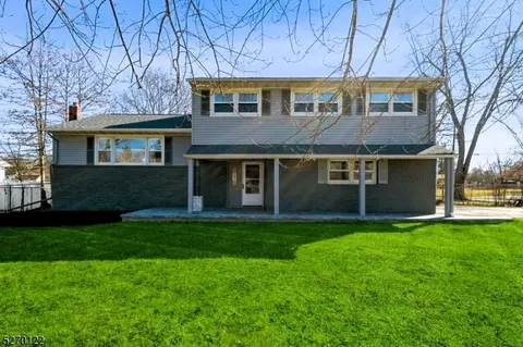 1 Ferndale Dr, Parsippany-troy Hills Twp, NJ 07054