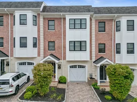 4 Central Ave B #B, Caldwell, NJ 07006