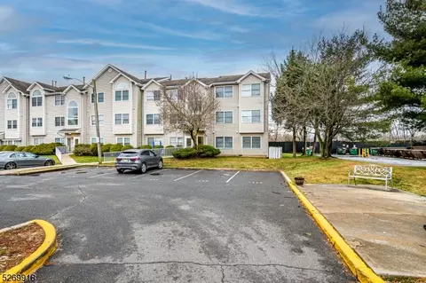 1233 Edpas Rd, New Brunswick, NJ 08901