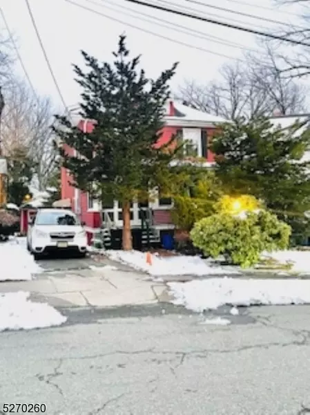 149 Albion St, Passaic, NJ 07055