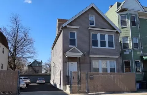 26-28 Dassing Ave, Newark, NJ 07106