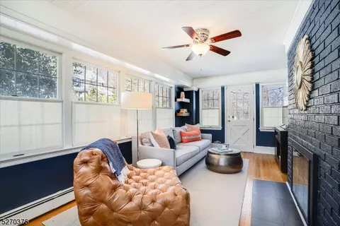 23 Windsor Pl, Montclair, NJ 07043 photo 8