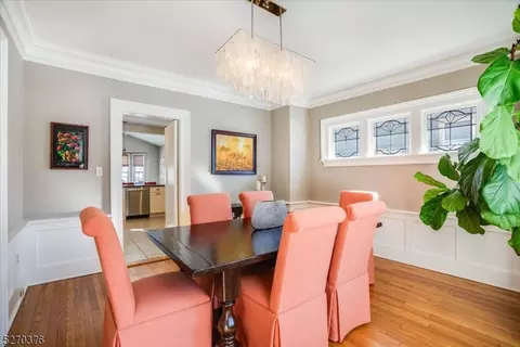 23 Windsor Pl, Montclair, NJ 07043 photo 17