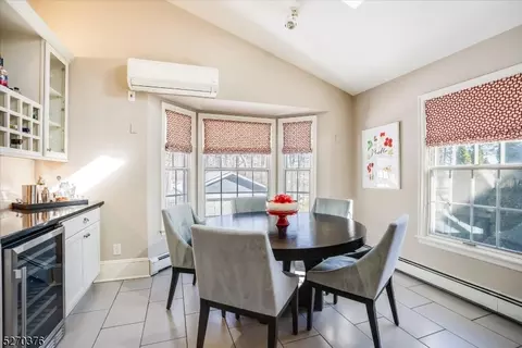 23 Windsor Pl, Montclair, NJ 07043 photo 12