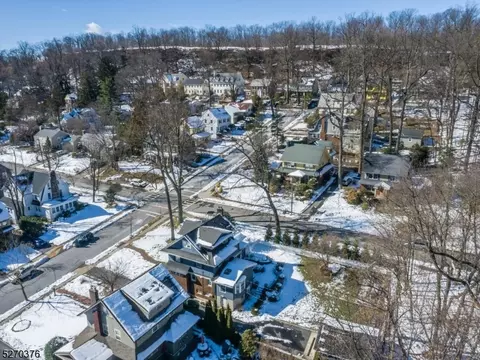 23 Windsor Pl, Montclair, NJ 07043 photo 45