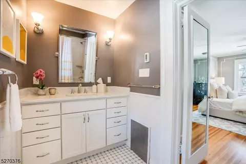 23 Windsor Pl, Montclair, NJ 07043 photo 21
