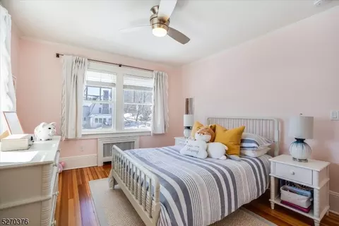 23 Windsor Pl, Montclair, NJ 07043 photo 22