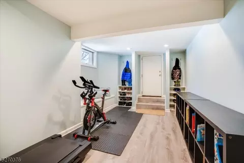 23 Windsor Pl, Montclair, NJ 07043 photo 31