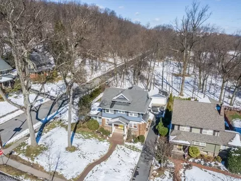 23 Windsor Pl, Montclair, NJ 07043 photo 43