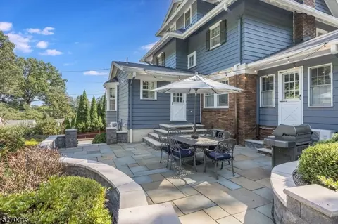 23 Windsor Pl, Montclair, NJ 07043 photo 38