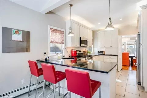 23 Windsor Pl, Montclair, NJ 07043 photo 11