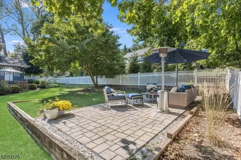 23 Windsor Pl, Montclair, NJ 07043 photo 36
