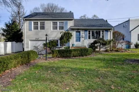 142 Riverside Dr, Springfield, NJ 07081