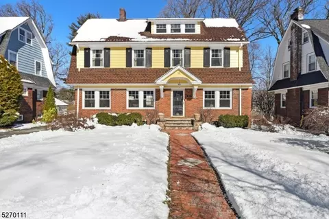 16 Glenridge Pkwy, Montclair, NJ 07042