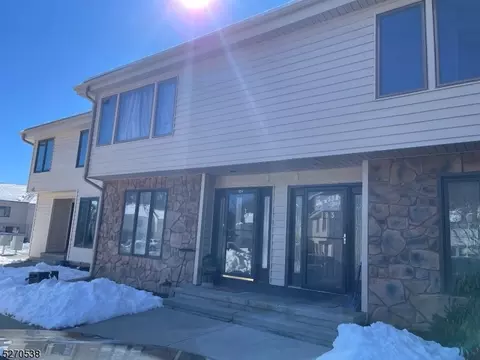 183 Dakota Dr #183, Lafayette, NJ 07848
