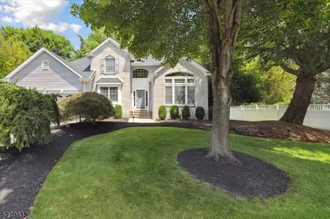 4 Shari Way, South Brunswick, NJ 08824