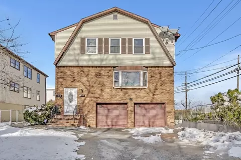 100 Lindegar St, Linden, NJ 07036