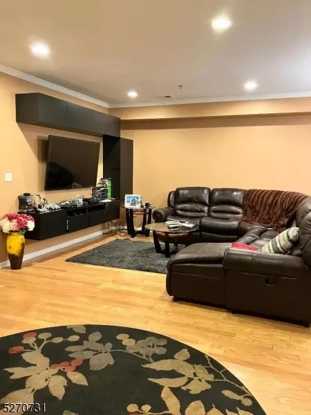 351 S Broad #202, Elizabeth, NJ 07202