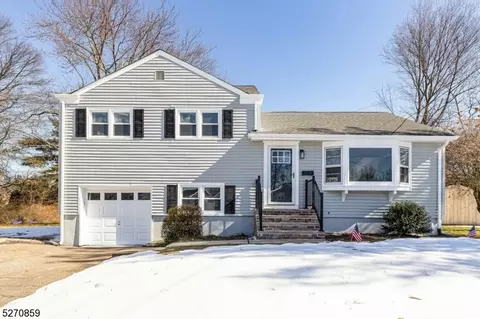 7 Aberdeen Ct, Cranford, NJ 07016