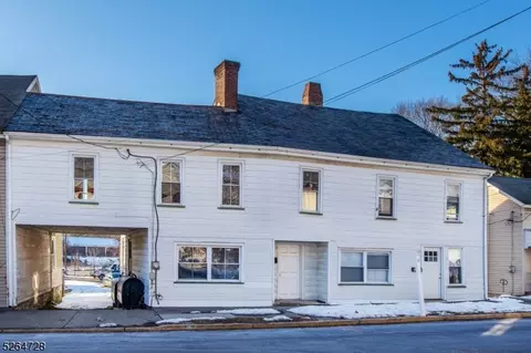 177-179 Market St, Belvidere, NJ 07823
