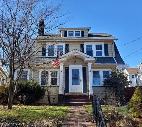 5 Elliott Pl, West Orange, NJ 07052