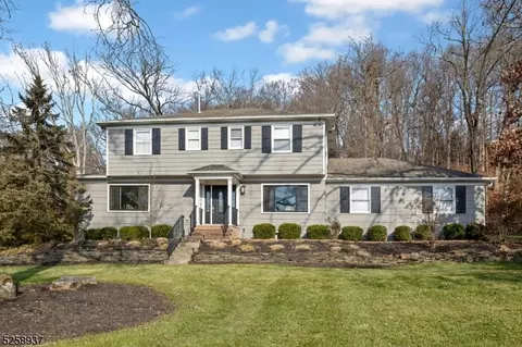 567 Morningside Dr, Bridgewater, NJ 08807