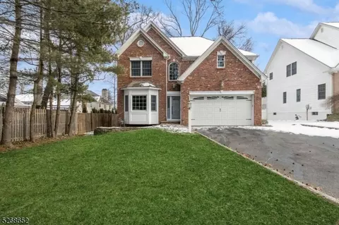 447 Whittier Ave, Westfield, NJ 07090