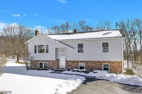 12 Lowe Rd, Wantage, NJ 07461