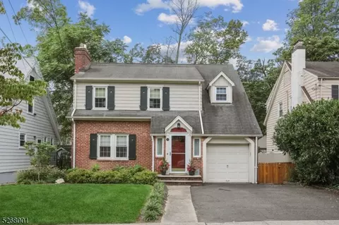 26 Oakdale Ave, Millburn, NJ 07041
