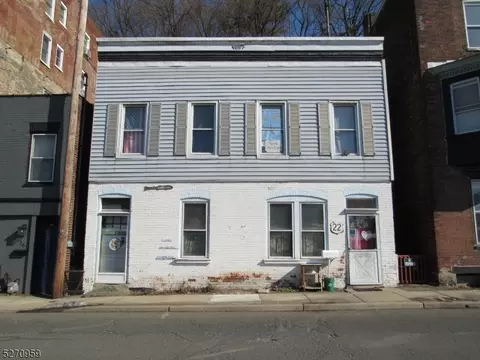 22 N Main St, Phillipsburg, NJ 08865