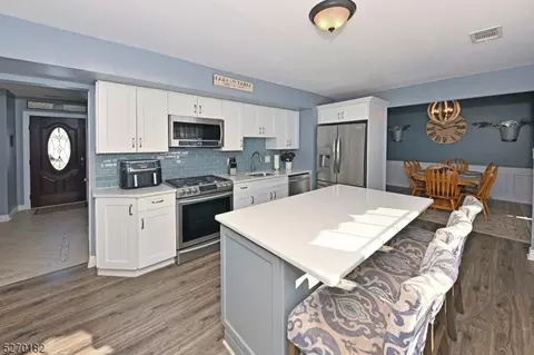67 Brighton Ter, Wayne, NJ 07470 photo 4