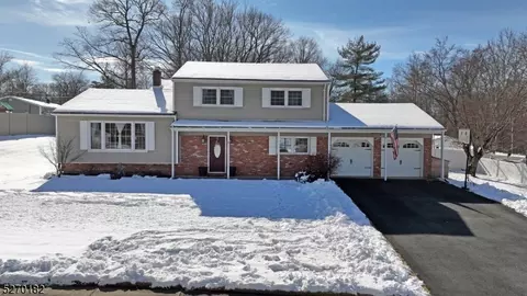 67 Brighton Ter, Wayne, NJ 07470