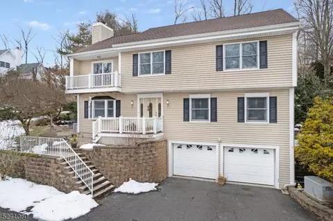 341 Lyons Rd, Bernards, NJ 07920