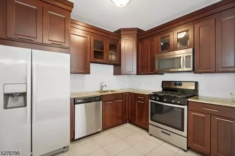 102 Elizabeth Ave #102, Linden, NJ 07036