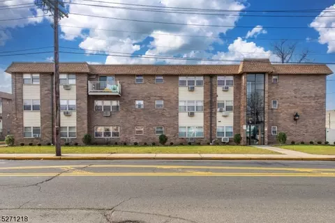 199 Bergen Tpke #1 N, Ridgefield Park, NJ 07660
