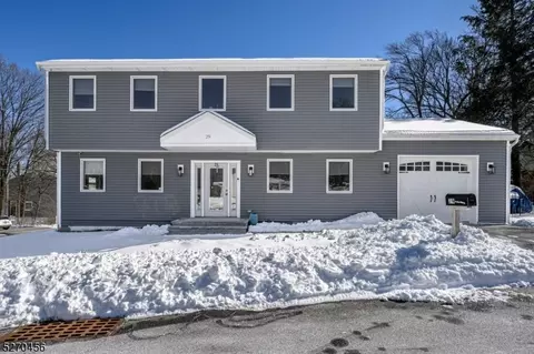 29 Glen Dr, West Milford, NJ 07480