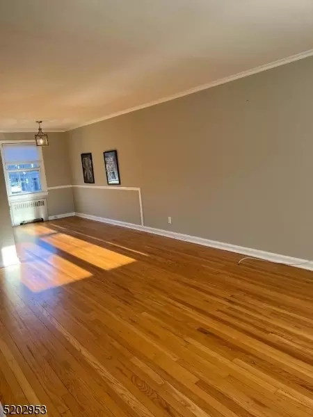Living - 417 Morris Ave, Summit, NJ 07901 photo 1 of 3