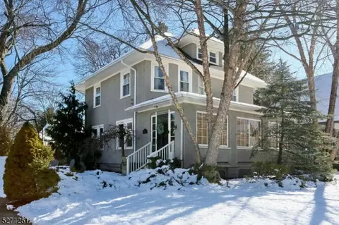 375 Ackerman Ave, Glen Rock, NJ 07452