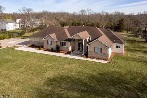 174 Cedar Grove Ln, Franklin Twp, NJ 08873