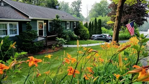 21 High Point Ter, Sussex, NJ 07461