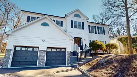 14 Cambridge Rd, Verona, NJ 07044