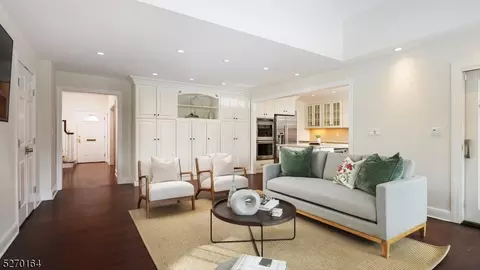 35 Rotary Dr, Summit, NJ 07901 photo 12