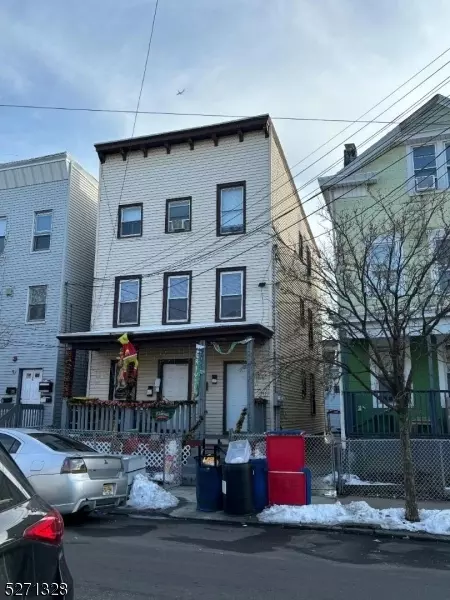 124 Lyon St #32, Paterson, NJ 07524