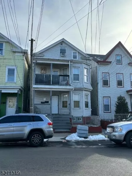 120 Lyon St #2, Paterson, NJ 07524