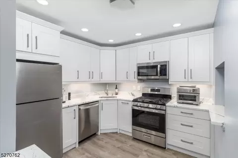 171 Robertson Way, Lincoln Park, NJ 07035
