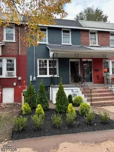 40 W 12th St, Linden, NJ 07036