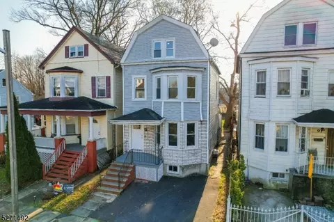 89 Norman St, East Orange, NJ 07017