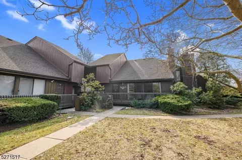 21 Kingsberry Dr #21, Somerset, NJ 08873