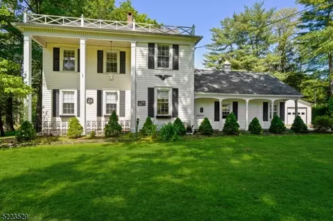 27 S Ridgedale Ave, East Hanover, NJ 07936